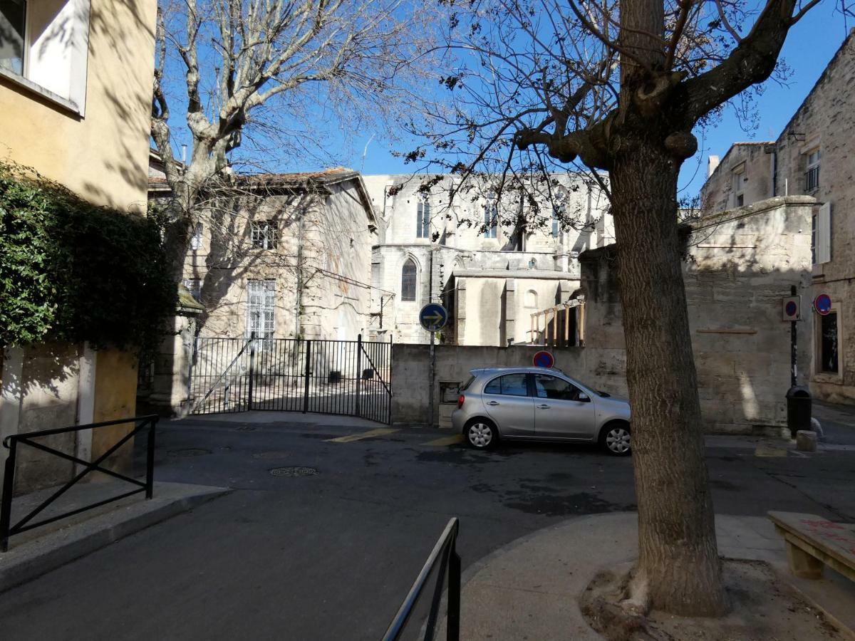 Arles Forum - Les Penitents Bleus Zewnętrze zdjęcie